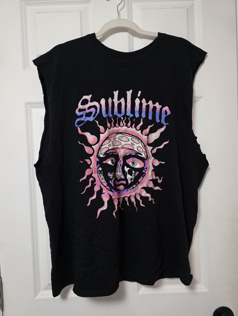 Sublime Graphic Band Tee - Cut Off Sleeveless Tank XL Black Pink Blue